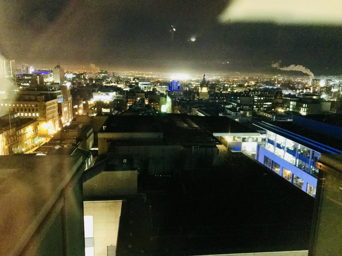 Glasgow Central Station Skyline Apartment With Parking Exterior foto
