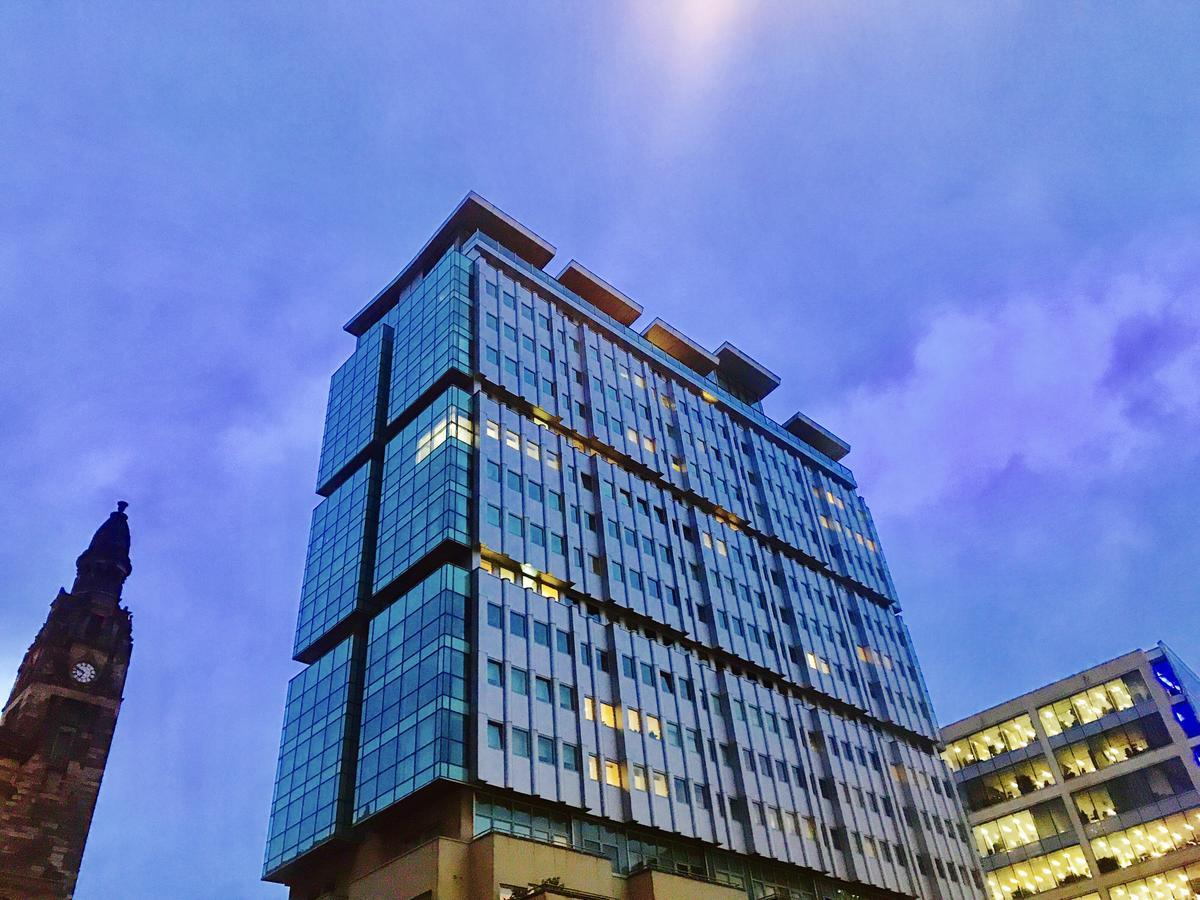 Glasgow Central Station Skyline Apartment With Parking Exterior foto